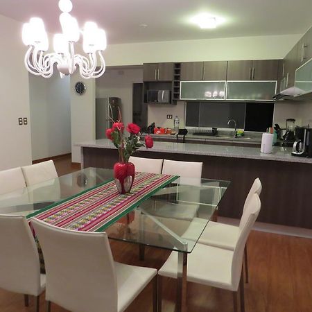 Spacious Apartment In Miraflores Lima Chambre photo