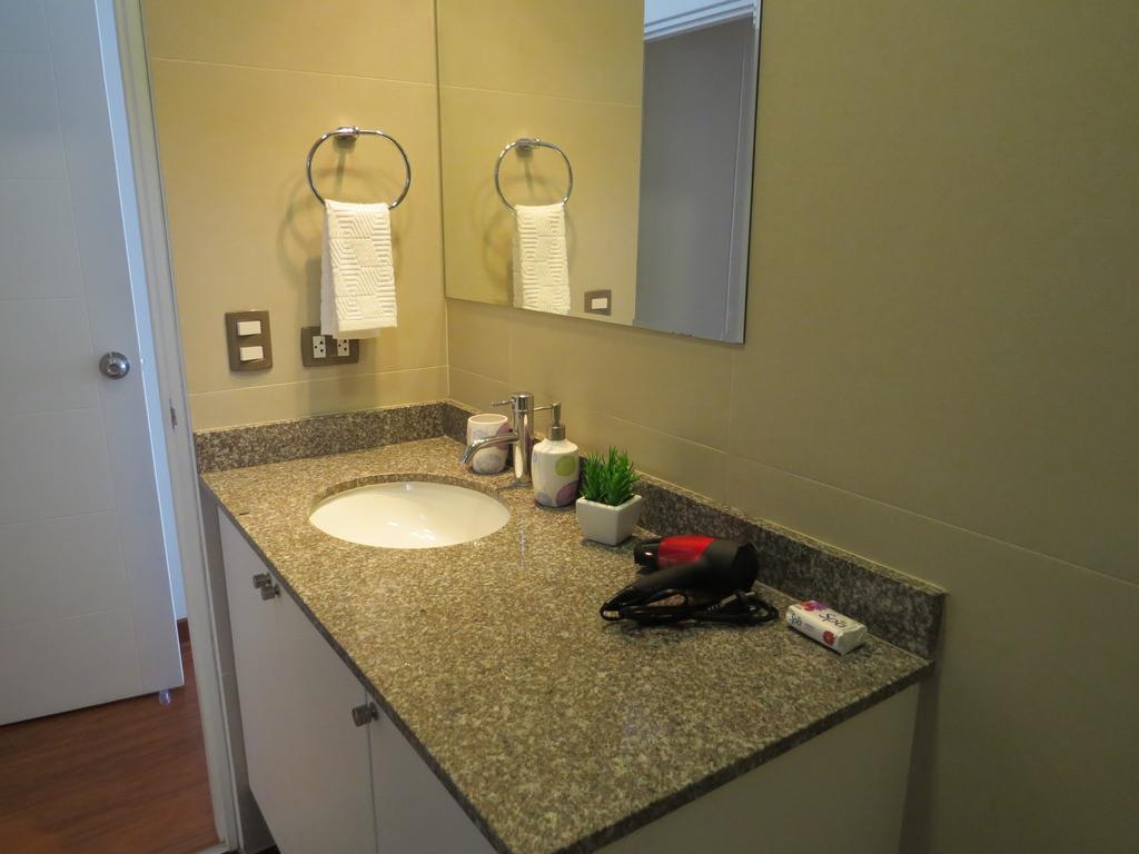 Spacious Apartment In Miraflores Lima Chambre photo