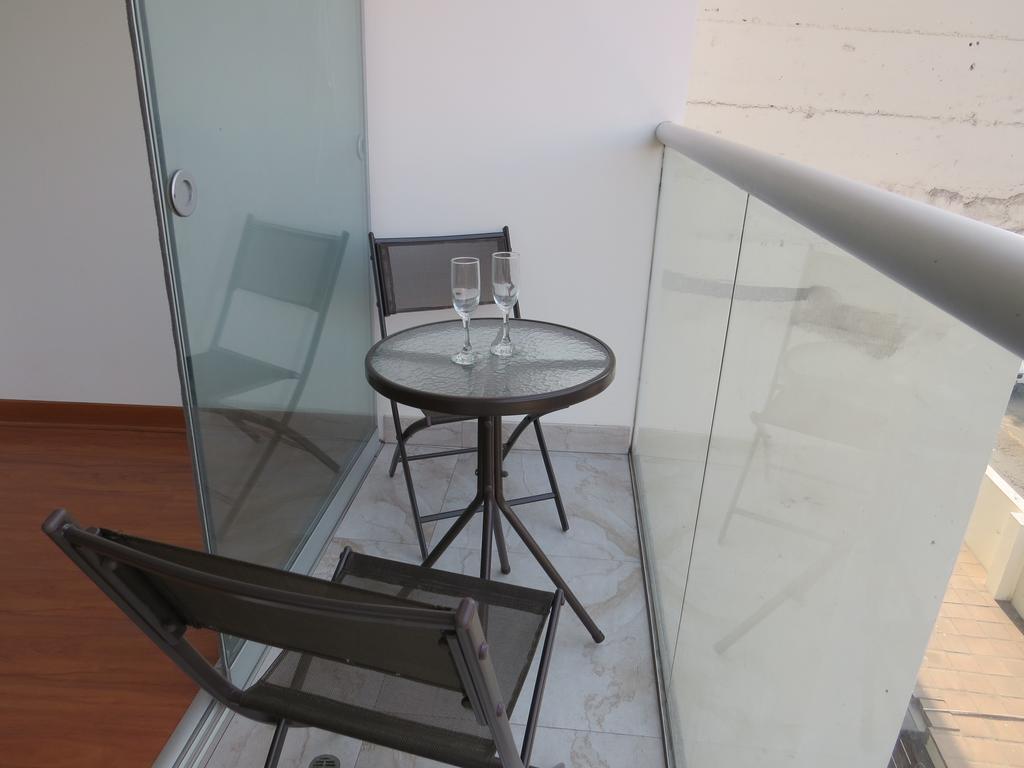 Spacious Apartment In Miraflores Lima Chambre photo