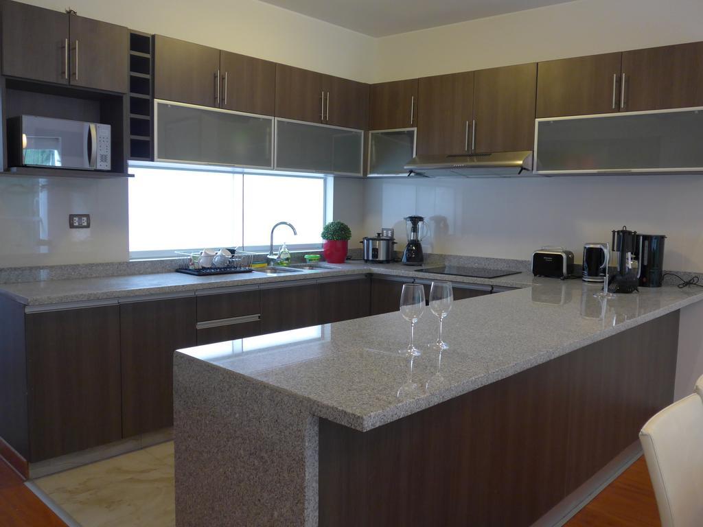 Spacious Apartment In Miraflores Lima Chambre photo